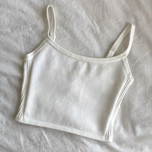 Aritzia crop top